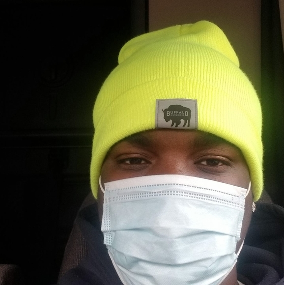 Profile Picture of Matt-matt Applewhite (@matt4960) on Poshmark