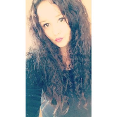 Profile Picture of Jean Hunter (@jeanjeanie1973) on Twitter