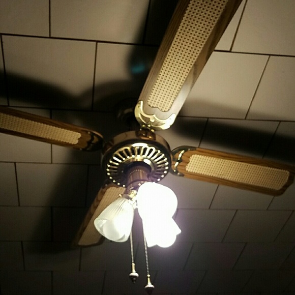 Profile Picture of Aretha Windon (@boobaby1215) on Poshmark