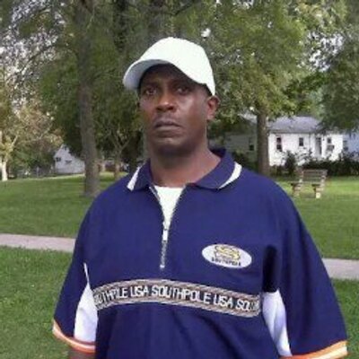 Profile Picture of Robert Eugene Rouse (@RouseHoopster37) on Twitter