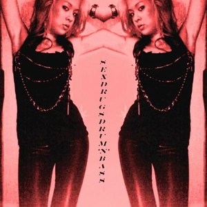 Profile Picture of Vikki Hodson (@xxsweet_as_babyxx) on Myspace