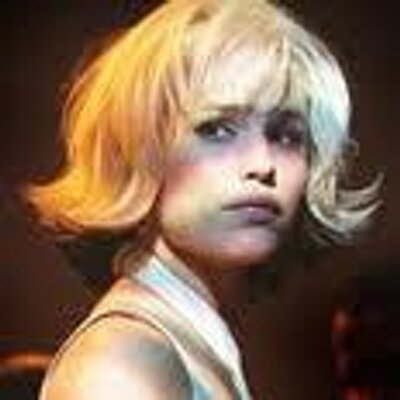 Profile Picture of Julia Thorne (@juliathorne007) on Twitter
