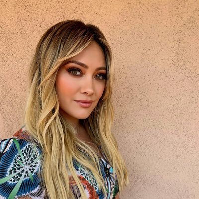 Profile Picture of Hilary Duff (@HilaryDuff) on Twitter