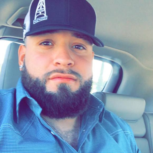 Profile Picture of Tanner Compton (@tannerjc12) on Poshmark