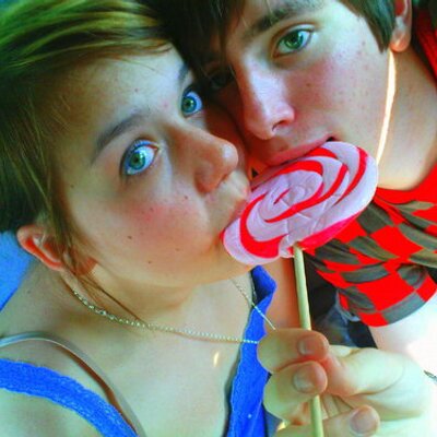 Profile Picture of Catherine Schneider (@caddrin) on Twitter