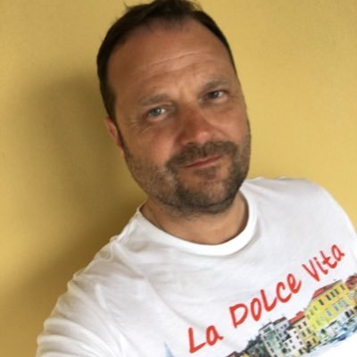 Profile Picture of John Sneddon (@johncsneddon) on Twitter