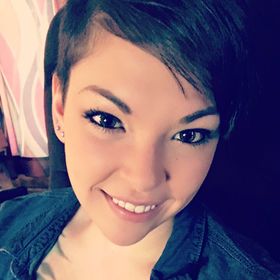 Profile Picture of Mikayla Walker (@mikwalker) on Pinterest