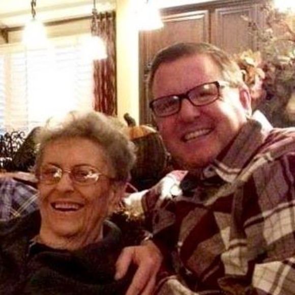 Bruce Todd - Poshmark Profile Picture of Bruce Todd (@bruce_todd) on Poshmark