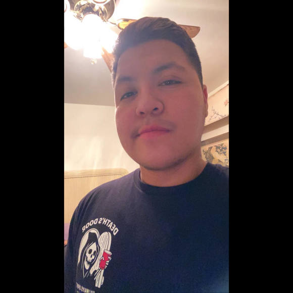 Profile Picture of Jacob Gallardo (@jacob_gallardo) on Poshmark