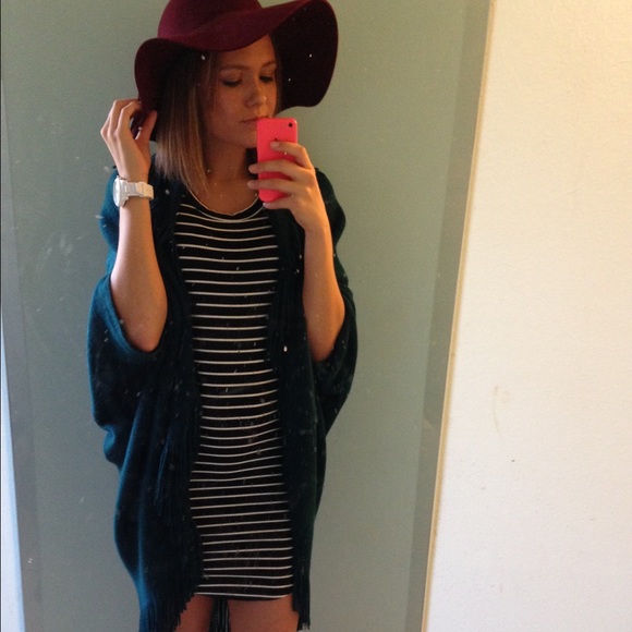 Profile Picture of Tori Harper (@tharp14) on Poshmark