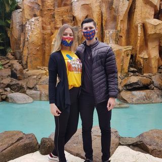 Profile Picture of Lorenna Rocker (@lorenna.rocker.71) on Facebook