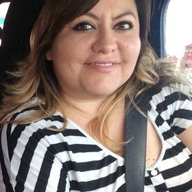 Profile Picture of Lorie Hernandez-De La Rosa (@loriedlr) on Pinterest