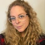 Profile Picture of Erica Randall (@ericonandtherobobabes) on Instagram