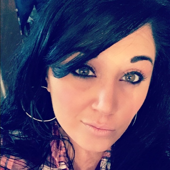 Profile Picture of Heather Stiebel (@hether3522) on Poshmark