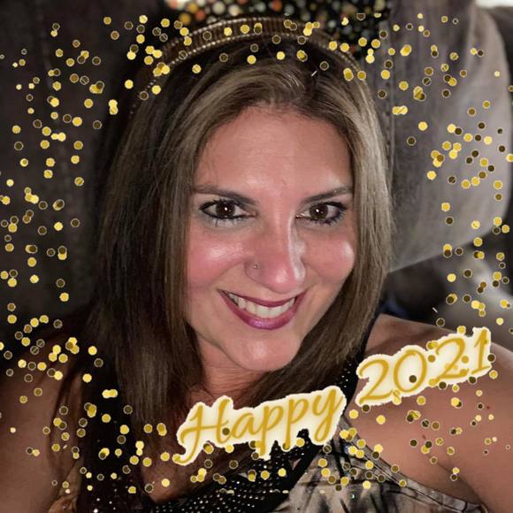 Profile Picture of Julia Pugliese (@julia7570) on Poshmark