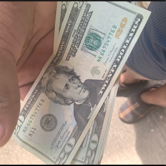 Profile Picture of Myles Bailey (@currencysinz) on Poshmark