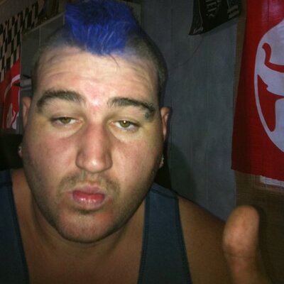 Profile Picture of Andy (@suitor69) on Twitter