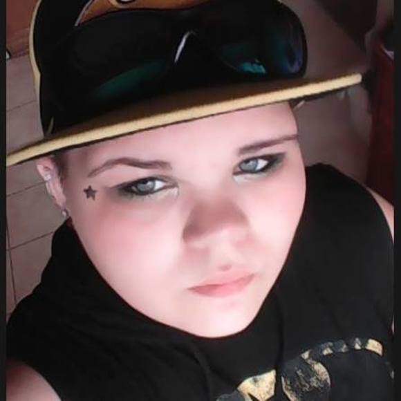 Profile Picture of Wren Marxen (@wrenblaikmarxen) on Poshmark