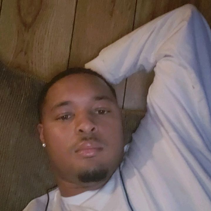 Profile Picture of Robert Mack Jr (@rabbit.3344) on Tiktok