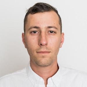 Profile Picture of Jason Henry (@jhenryphoto) on Twitter