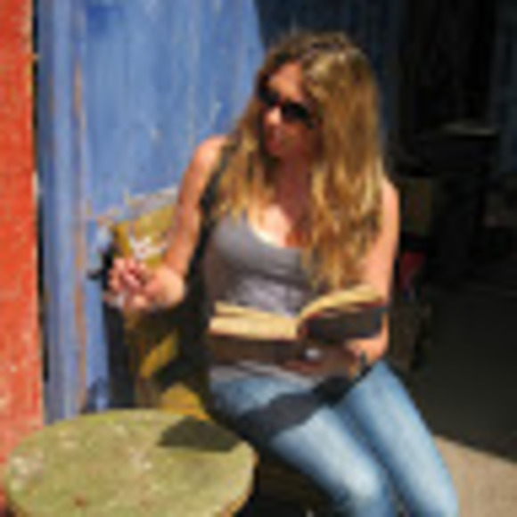 Profile Picture of Julia Celano (@celanojulia) on Poshmark