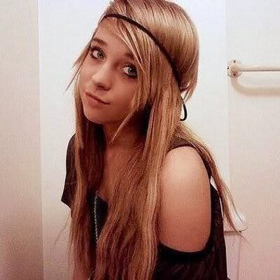 Profile Picture of Jennifer Lynn (@jennahorner1) on Twitter