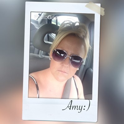 Profile Picture of Amy Reil (@AmyLoy6) on Twitter