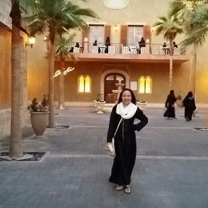 Profile Picture of Anne Duron (@AnneMayope) on Twitter