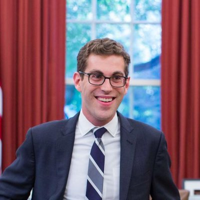 Profile Picture of Michael Bloom (@bloom_michael) on Twitter