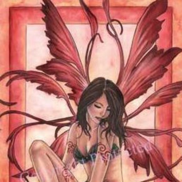 Profile Picture of Andrea Gagne (@raeven2157) on Poshmark