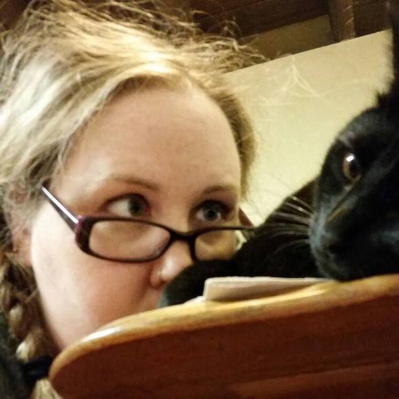 Profile Picture of Karen Demski (@kdemski) on Poshmark