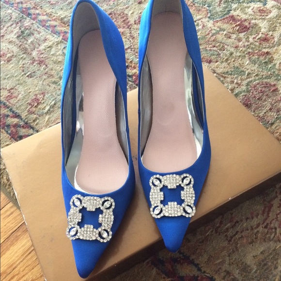 Profile Picture of Danielle Kavanaugh (@daniella12812) on Poshmark
