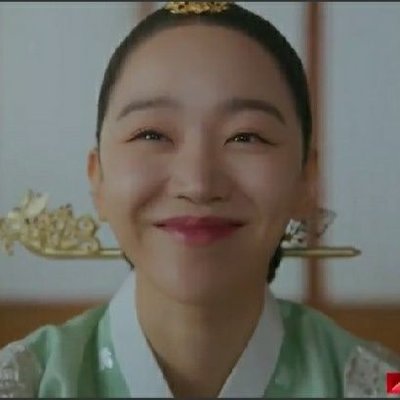 Profile Picture of 𝓗𝓪𝓮𝓢𝓾𝓷 (@KimHaeSun13) on Twitter