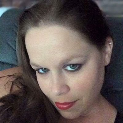 Profile Picture of Heather Edmonds (@BadKitty0909) on Twitter