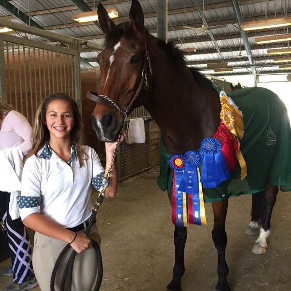 Profile Picture of Ellie Weinreb (@ellie_w) on Poshmark