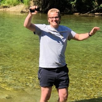 Profile Picture of Jay Blackstone (@JayBlackstone1) on Twitter