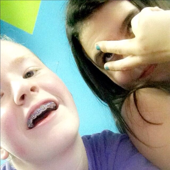 Profile Picture of Riley Sansoucie (@rileyyyyyyzd) on Poshmark