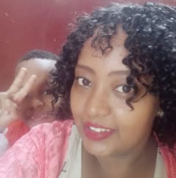 Profile Picture of Issac lina Issac (@helubreshaa) on Poshmark