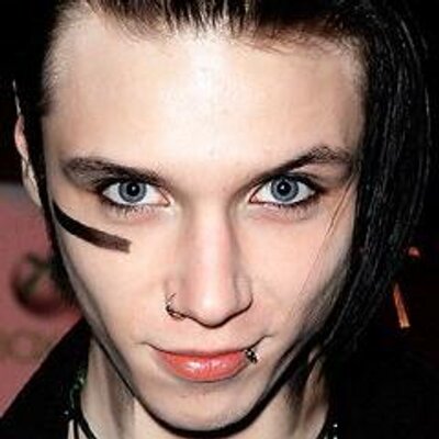 Profile Picture of Andy Sixx (@AndyDennisBier1) on Twitter