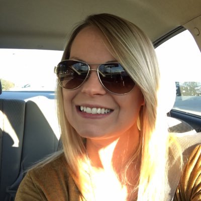 Profile Picture of Amanda Oninski (@@AOninski) on Twitter