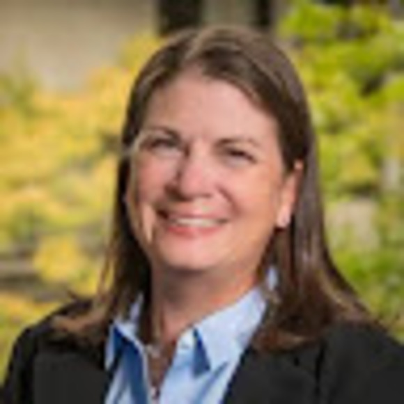 Profile Picture of Jennifer Gfroerer (@jgfroerer) on Poshmark