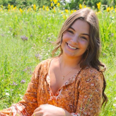 Profile Picture of Mallory McDonald (@mallorymcd_) on Twitter