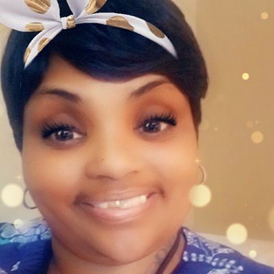 Profile Picture of Paula Cash (@PaulaCash17) on Twitter