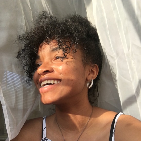 Profile Picture of Jasmine Meredith (@jasminemered608) on Poshmark