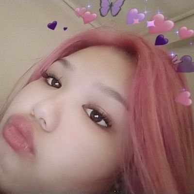 Profile Picture of 𝓬𝓱𝓻𝓲𝓼 𝓫𝓪𝓷𝓰'𝓼 𝓫𝓪𝓫𝔂𝓰𝓲𝓻𝓵 (@ellemenowppi) on Twitter