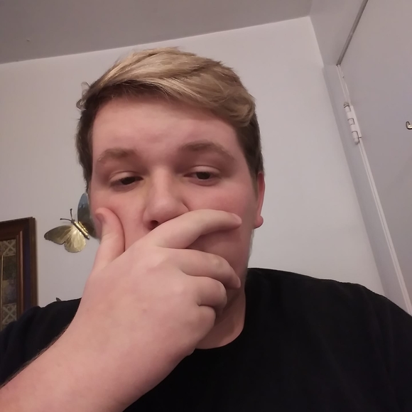Profile Picture of Tyler Phelps (@tyl6309) on Poshmark