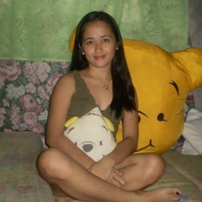 Profile Picture of Marie Eleanor Garcia (@mareeeiii) on Twitter