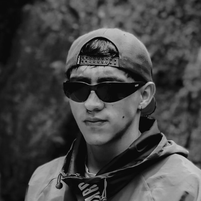 Profile Picture of Erik (@erikssonby) on Tiktok