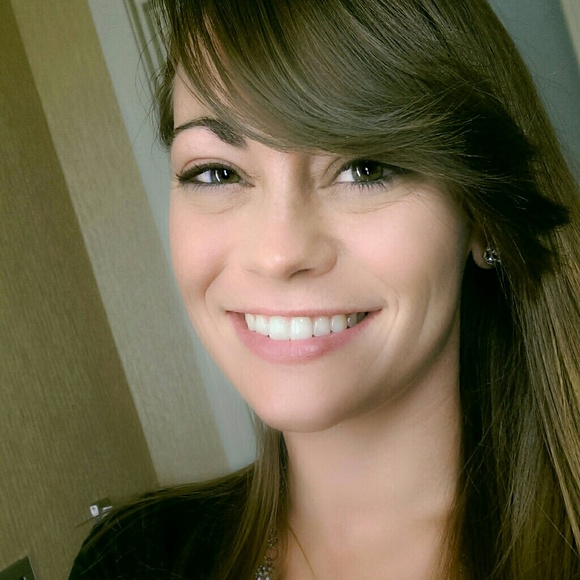 Profile Picture of Catherine Walters (@cnw0627) on Poshmark