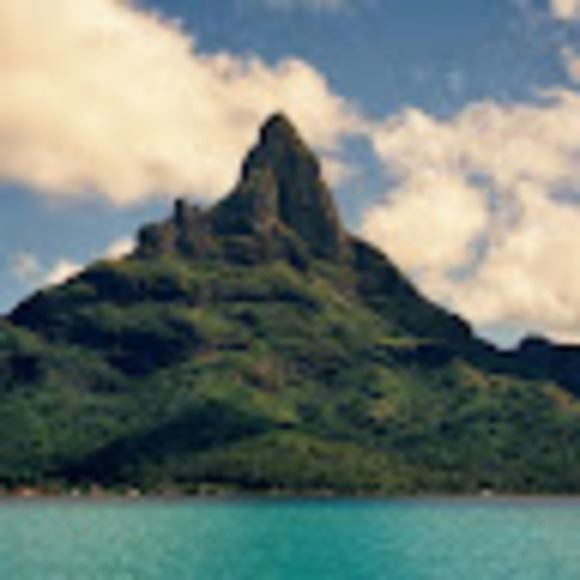 Profile Picture of Carlo Aiassa (@kaijushima) on Poshmark